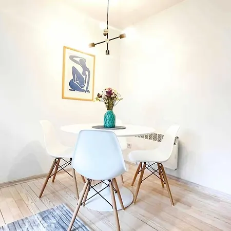 Modern *old Town* Daire *